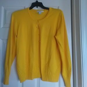 Light sweater jacket